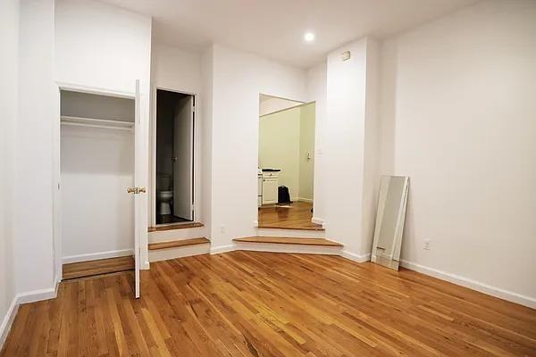 Maiden Ln #3C - Photo 5 of 7