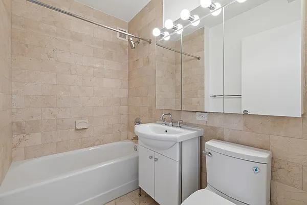 Wall St #20A - Photo 3 of 8