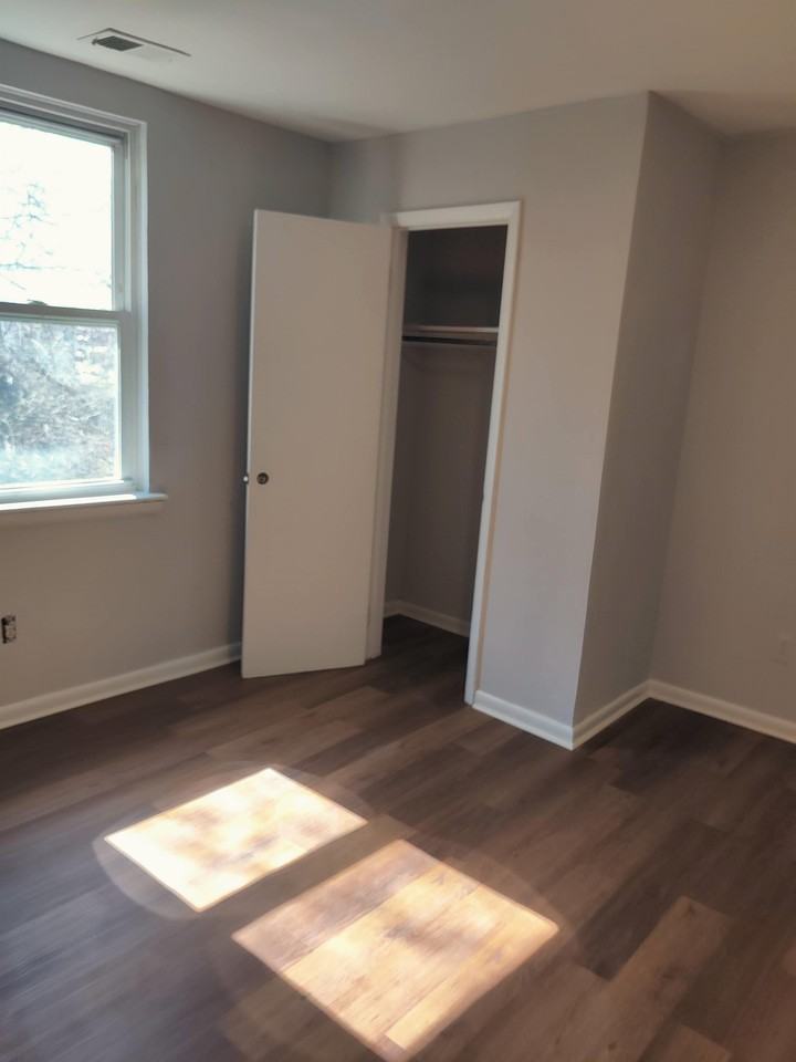 4230 West Girard Avenue - Photo 5 of 11