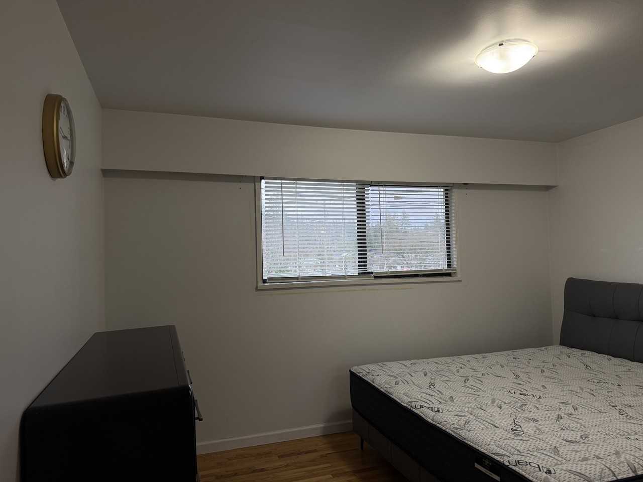 732 Mars St #1 - Photo 5 of 15