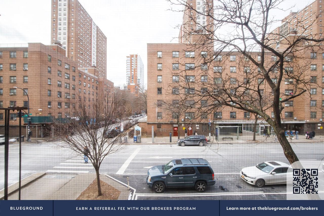 363 W 17th St #2017 - Photo 5 of 18