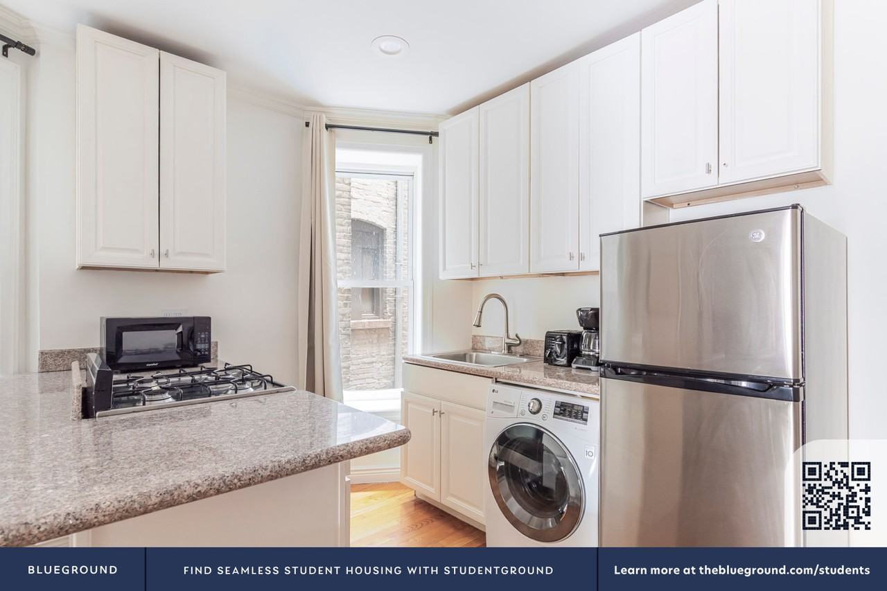 363 W 17th St #2017 - Photo 7 of 18