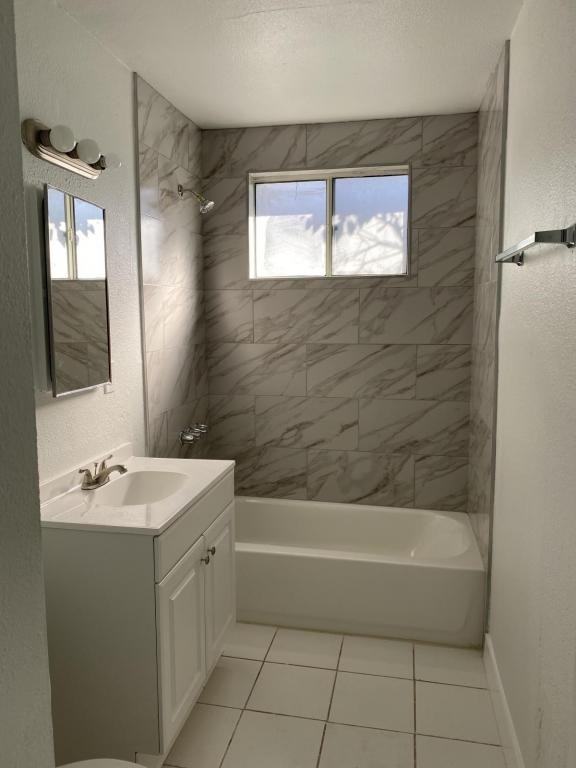 38907 9th St E - Photo 5 of 13