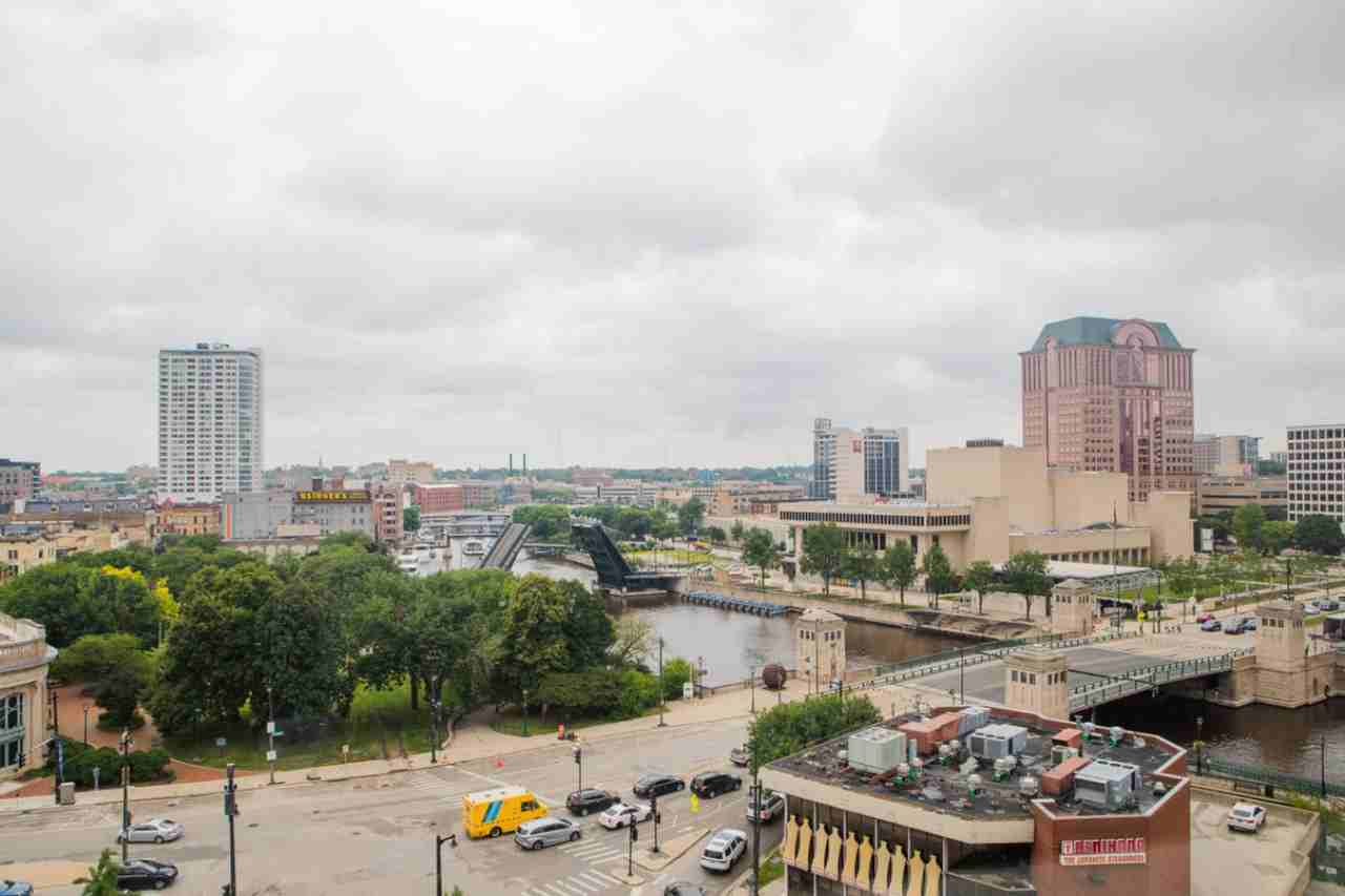 823 N 2nd St #1379046P - Photo 5 of 18