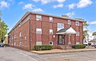 featured image of 108 Franklin St #24