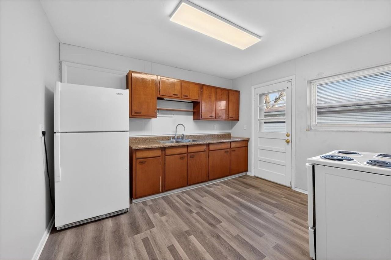 2301 2301 Perkins Ave -  3101 Wade S - 2301 Perkins Ave - Photo 4 of 12