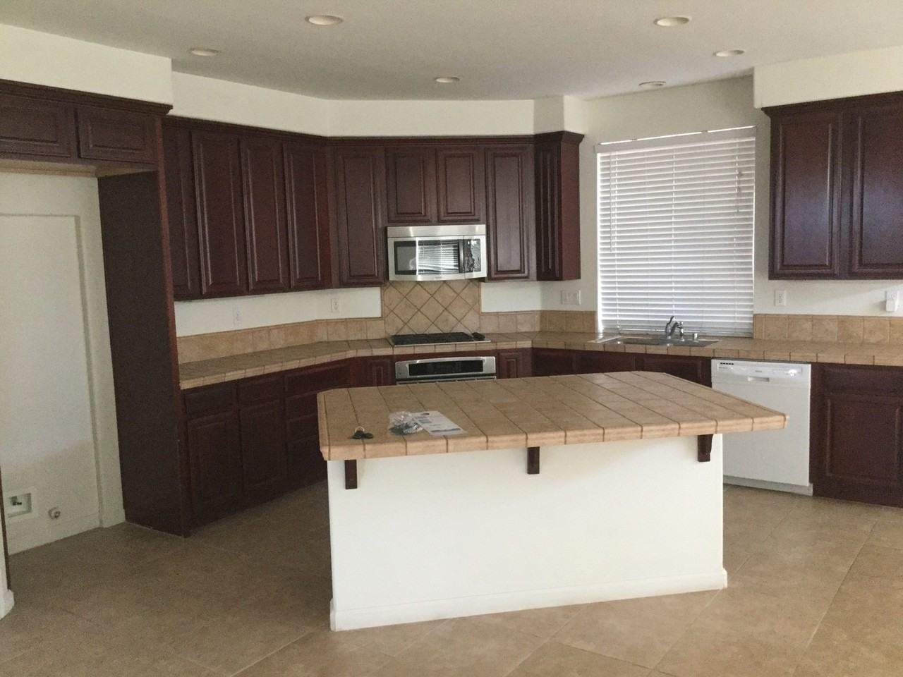 1448 Mendocino Creek Dr - Photo 3 of 5