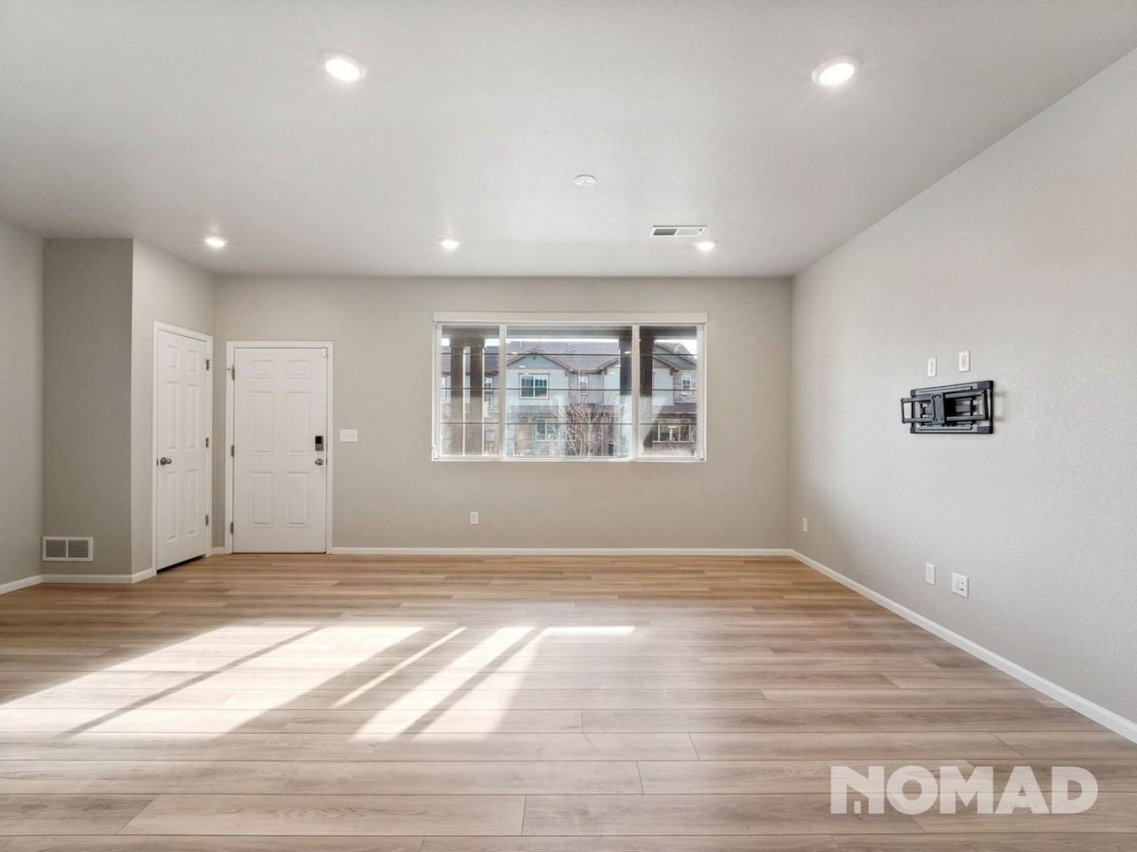 6112 N Lisbon St - Photo 7 of 30