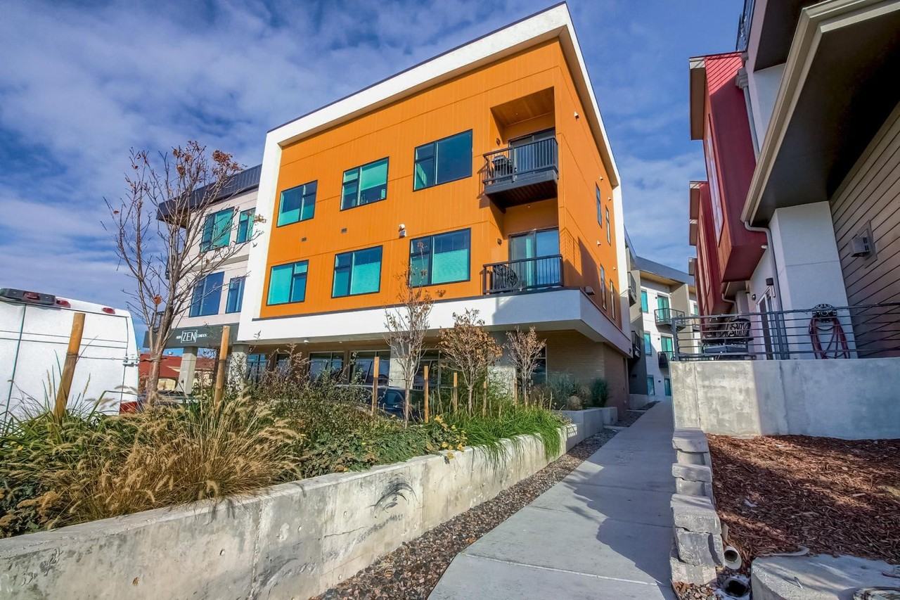 2876 W 53rd Ave - Photo 4 of 22