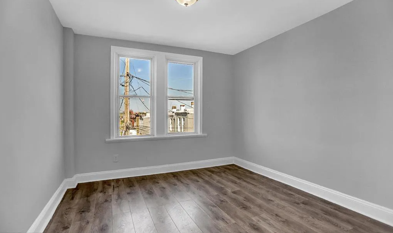 1510 N Luzerne Ave - Photo 7 of 10