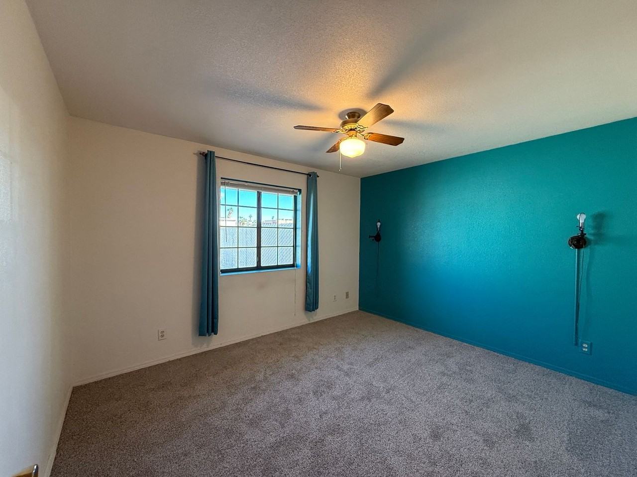 150 El Rio Dr - Photo 7 of 17