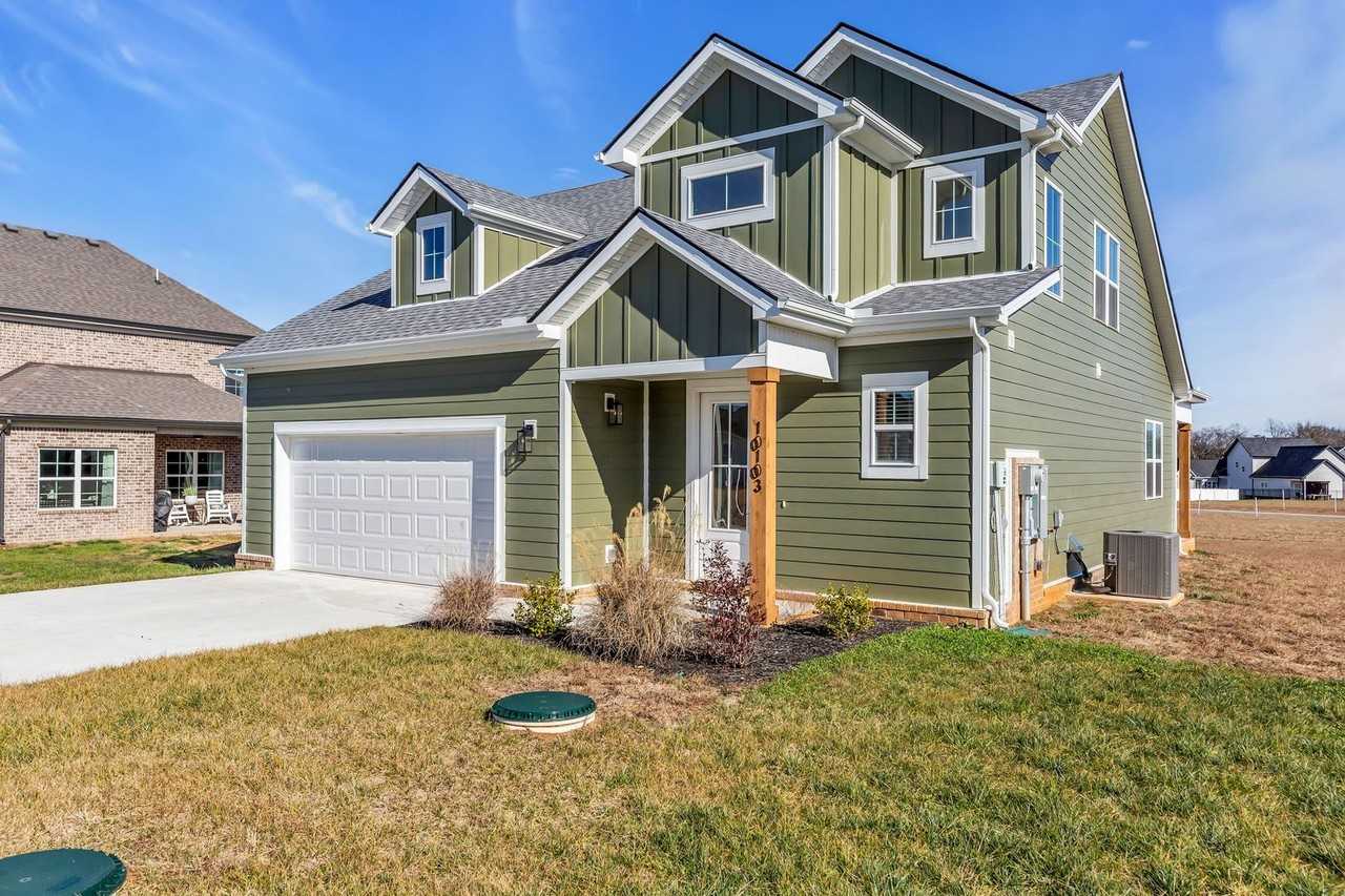 10103 Bighorn Ln - Photo 2 of 35