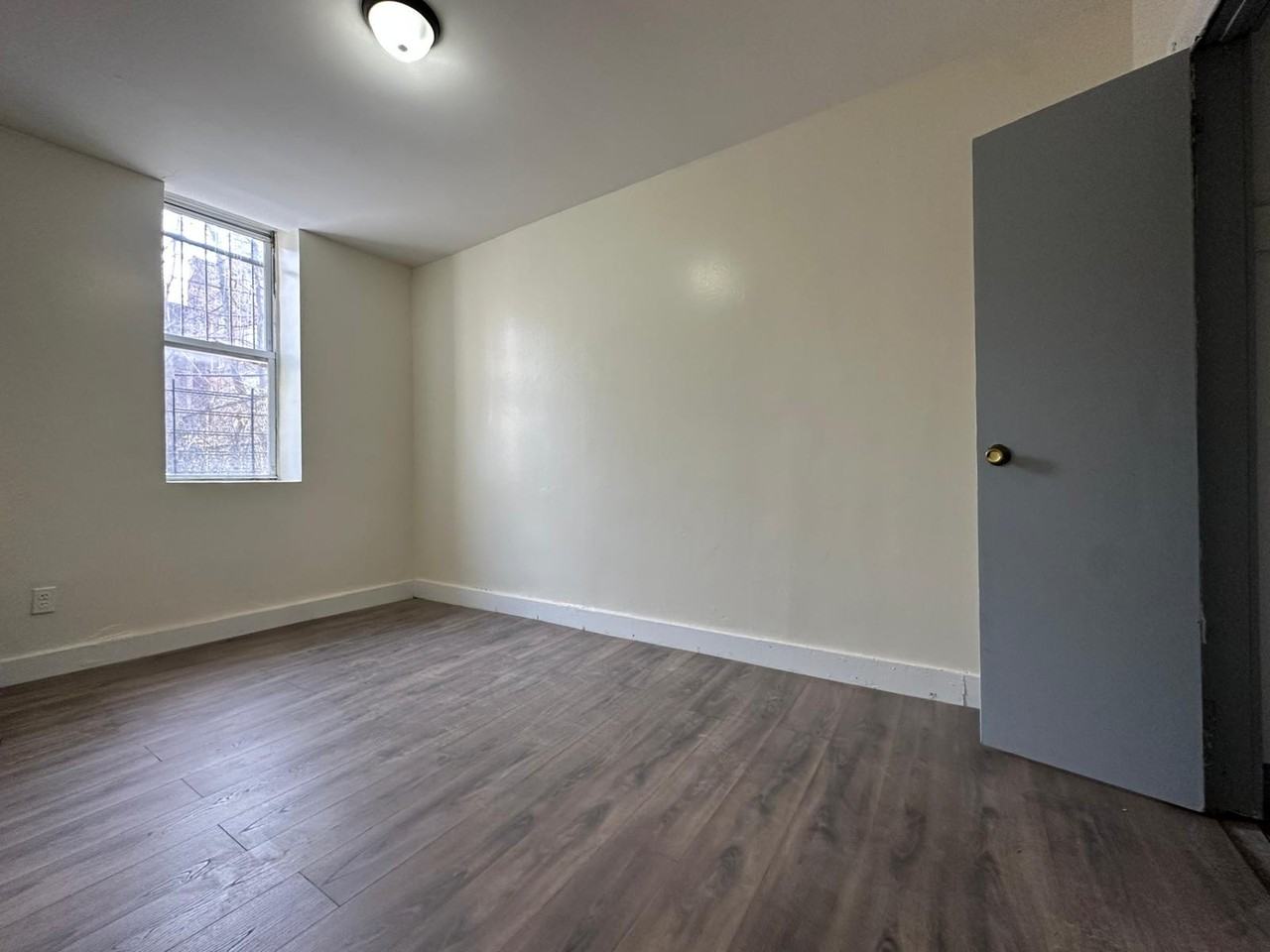 293 Saratoga Avenue #1 - Photo 6 of 9