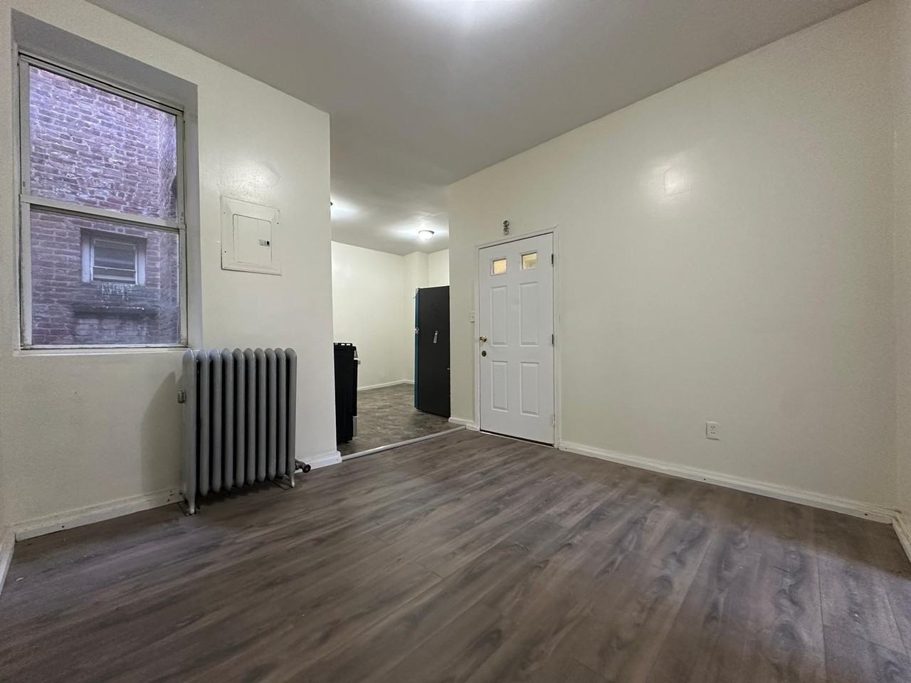 293 Saratoga Avenue #1 - Photo 4 of 9