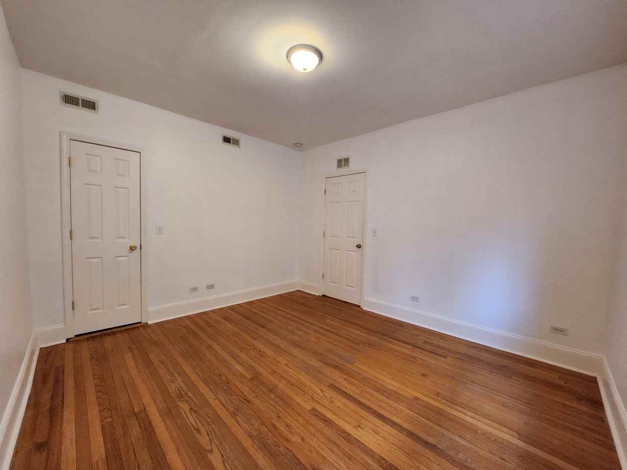 6645 19th St #1E - Photo 5 of 6