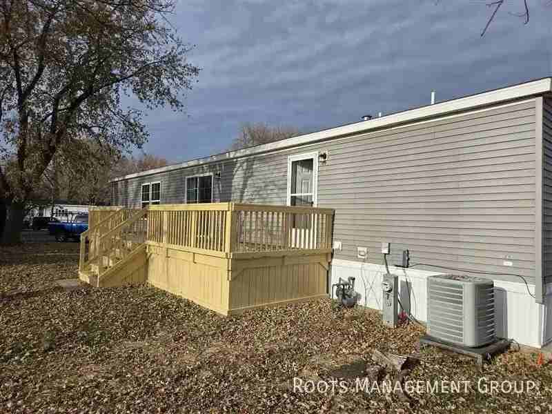 200 Vermillion Est #200 - Photo 2 of 10