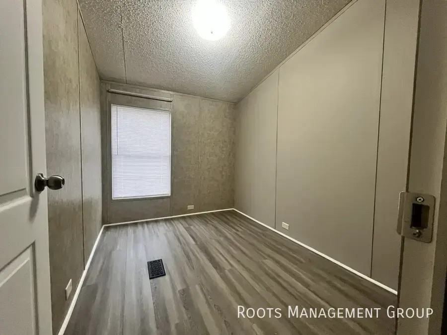 81 Riviera Courts Dr #81 - Photo 7 of 15