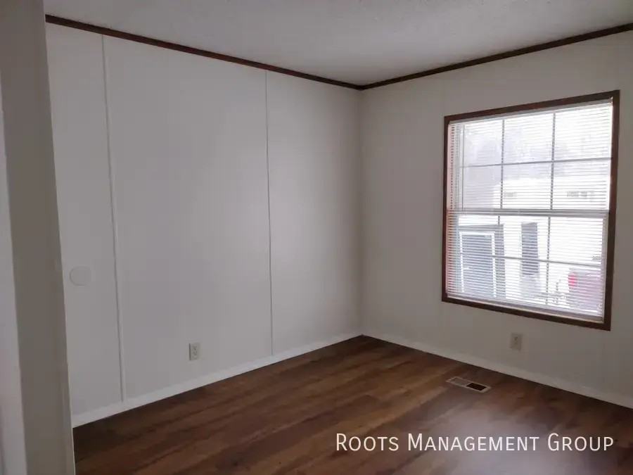 15 Birch Crest Dr #15 - Photo 5 of 11