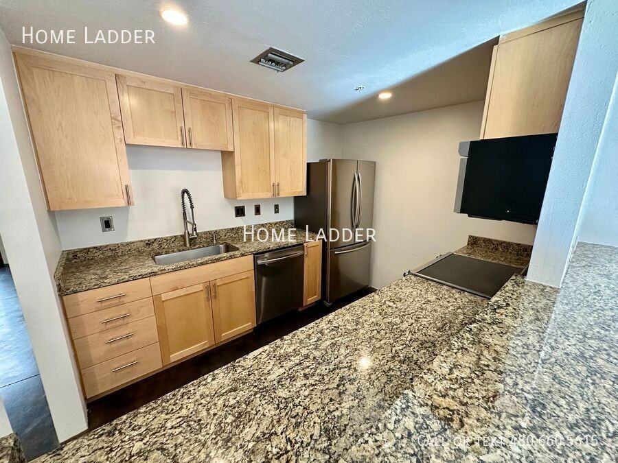 620 N 4th Ave #10 - Photo 6 of 17