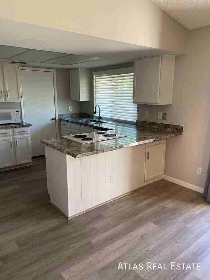 4546 W Continental Dr - Photo 2 of 26