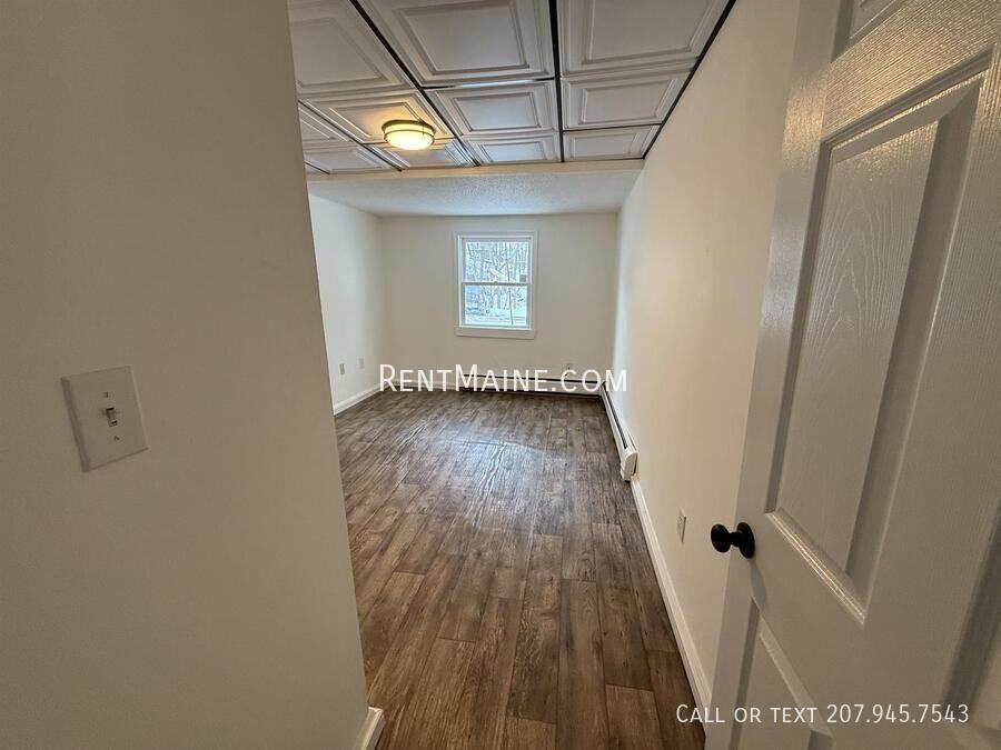 152 3rd St #7 - Photo 6 of 11