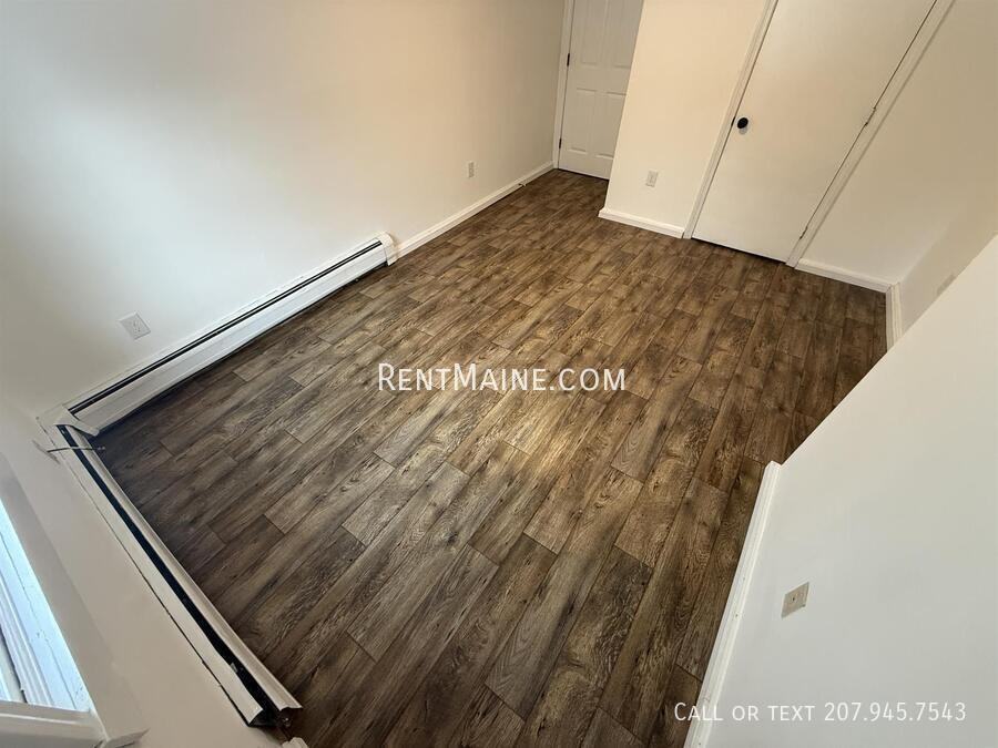 152 3rd St #7 - Photo 7 of 11