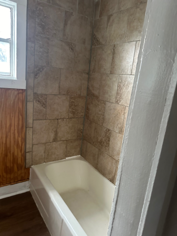 2413 Ross Ave - Photo 7 of 12