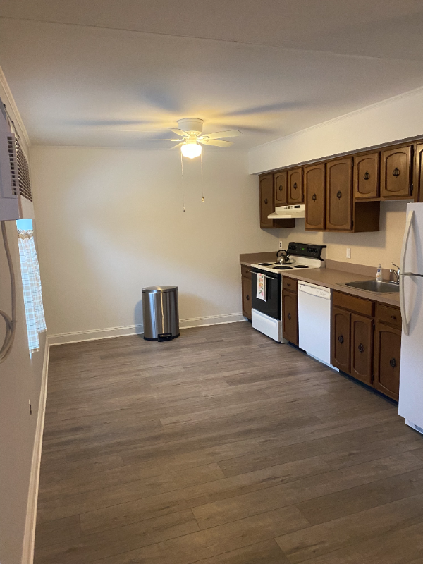 131 Dutton St #A4 - Photo 7 of 8