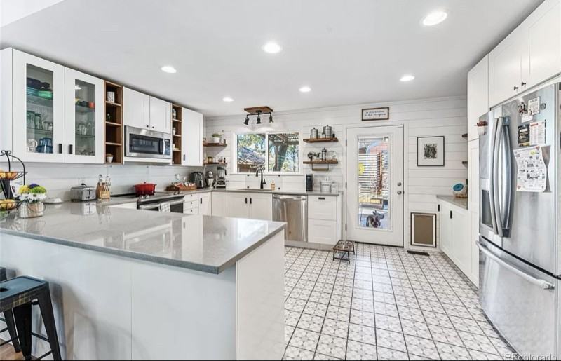 4262 S Laredo Way - Photo 3 of 10