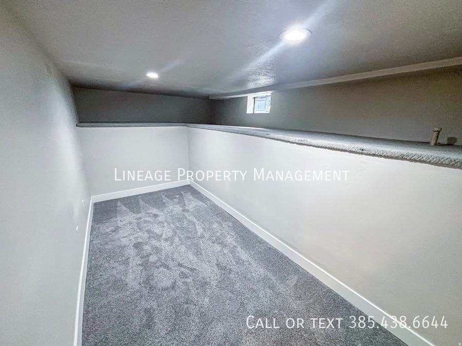 535 S 900 W #B - Photo 7 of 8