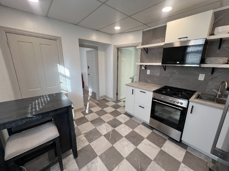 513 E Montgomery Ave #2 - Photo 3 of 16