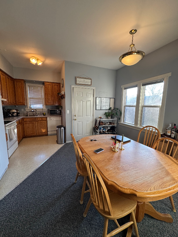 615 W Waverly Pl #B - Photo 4 of 20