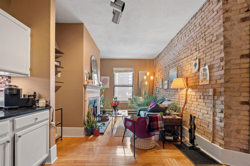 609 S 9th St #8 - Photo 2 of 15