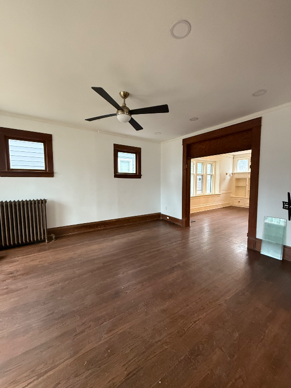 2845 N Maryland Ave - Photo 3 of 10