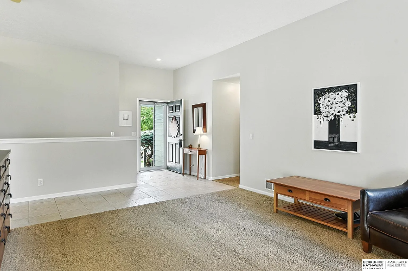 16125 Timberlane Dr - Photo 5 of 20