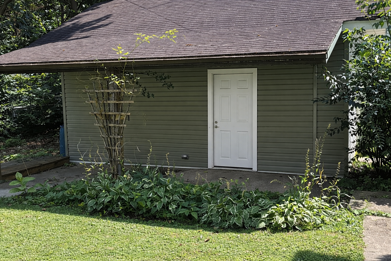 184 Fountain St - Photo 3 of 4