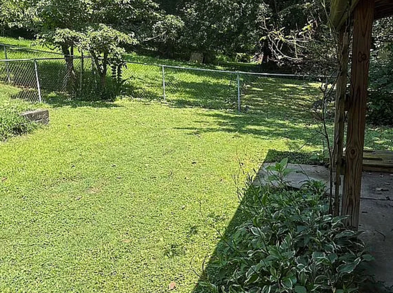 184 Fountain St - Photo 4 of 4