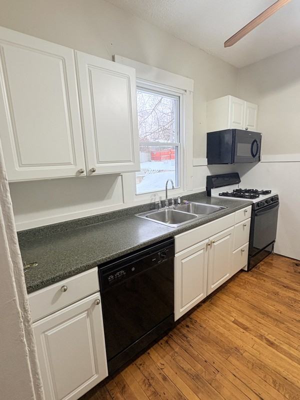 962 Dunham St Se #2 - Photo 5 of 15