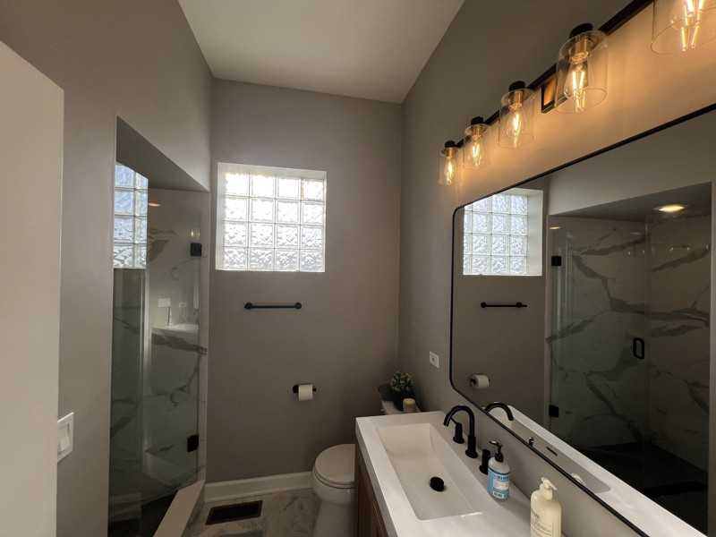 937 N Willard Ct #2 - Photo 7 of 16