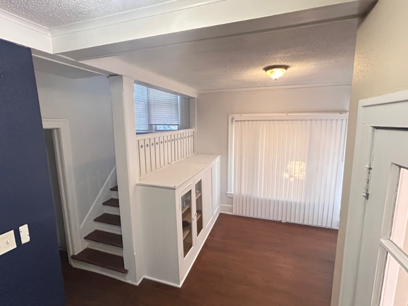 2454 Virginia Park St - Photo 3 of 10