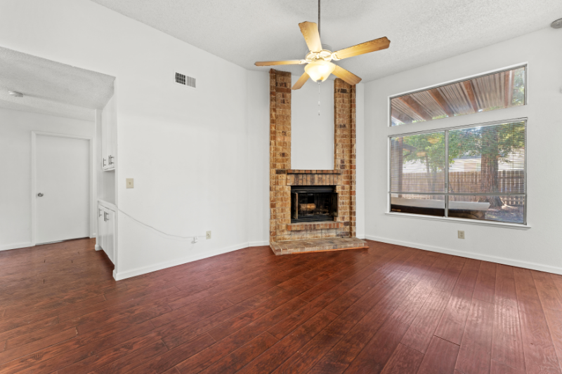 1130 Rudger Way - Photo 3 of 8