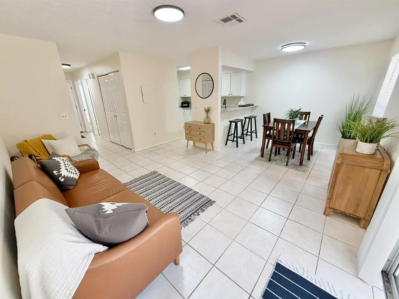 9473 Forest Hills Pl - Photo 7 of 20