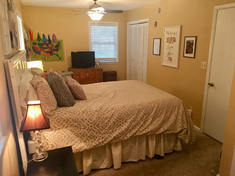 1303 Mills Dr - Photo 7 of 15