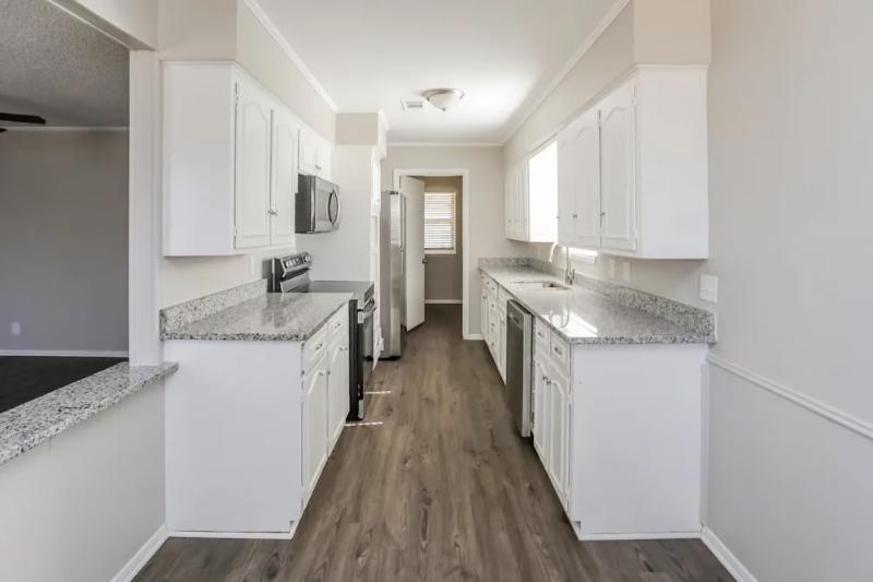 4858 Stallcup Dr #2007 - Photo 4 of 11