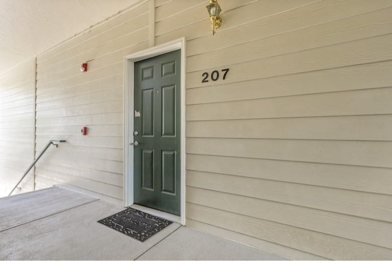 19019 E Warren Dr #207 - Photo 3 of 8