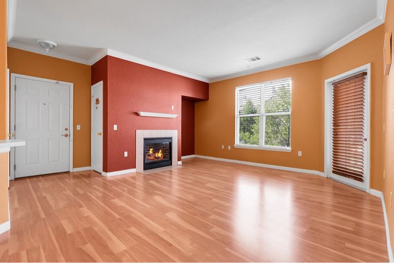 19019 E Warren Dr #207 - Photo 4 of 8