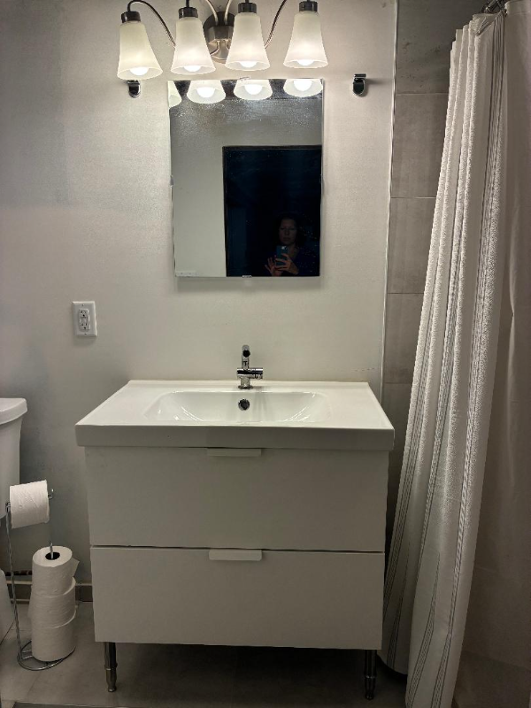 34 S Bodin St - Photo 2 of 9