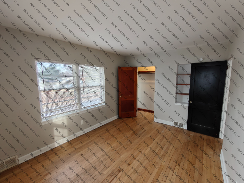 417 W 14th St #3 - Photo 7 of 12