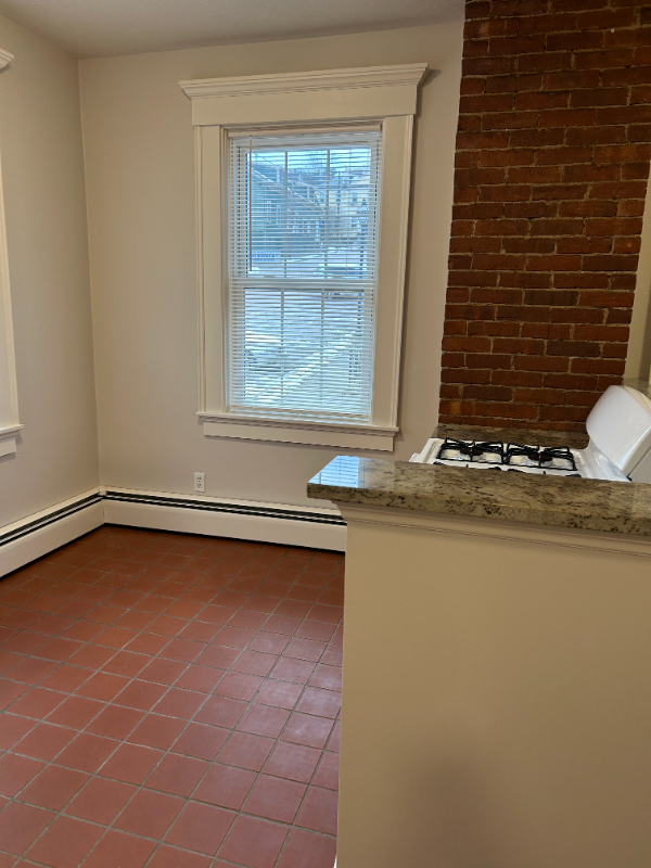 24 King St #BACK - Photo 6 of 13