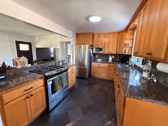 1972 Fanwood Ave - Photo 5 of 16